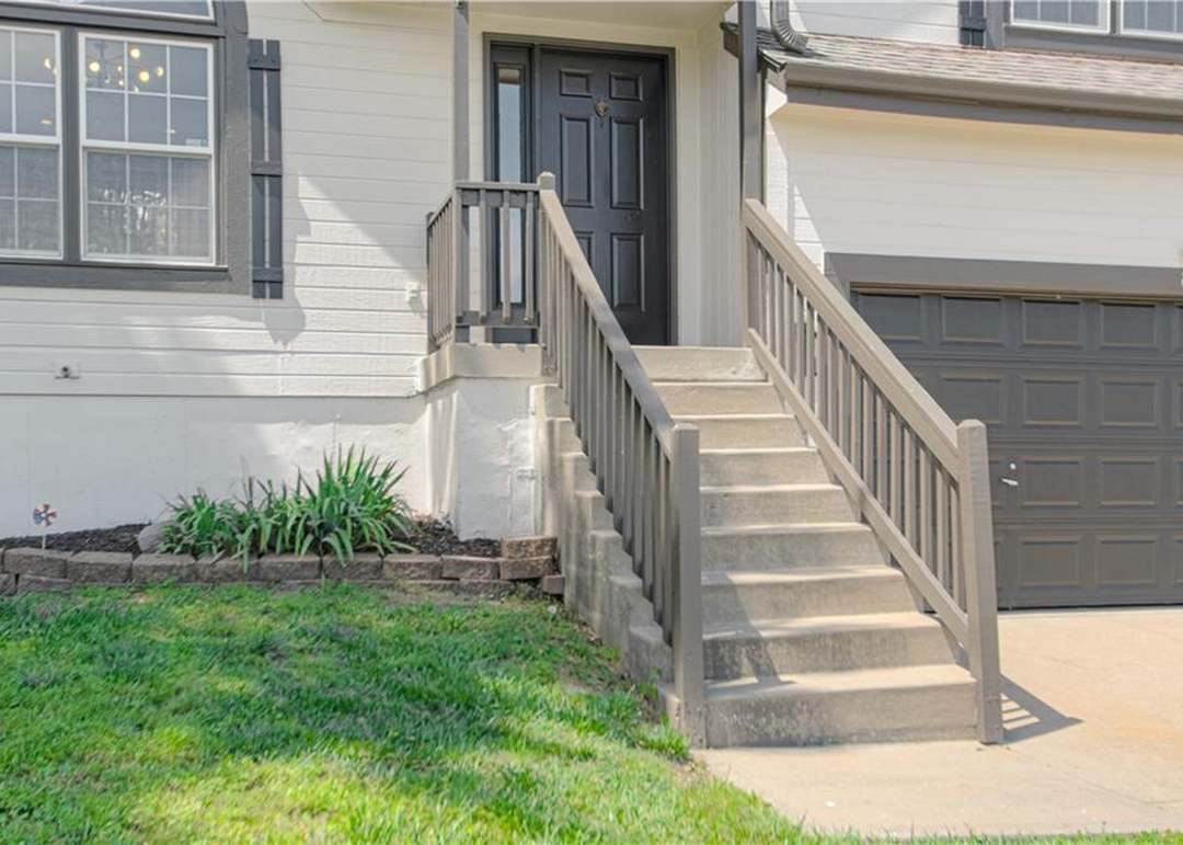 808 Silver Lake Circle — photo 10