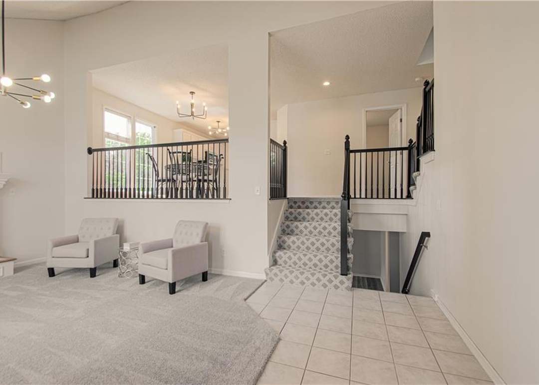 808 Silver Lake Circle — photo 11