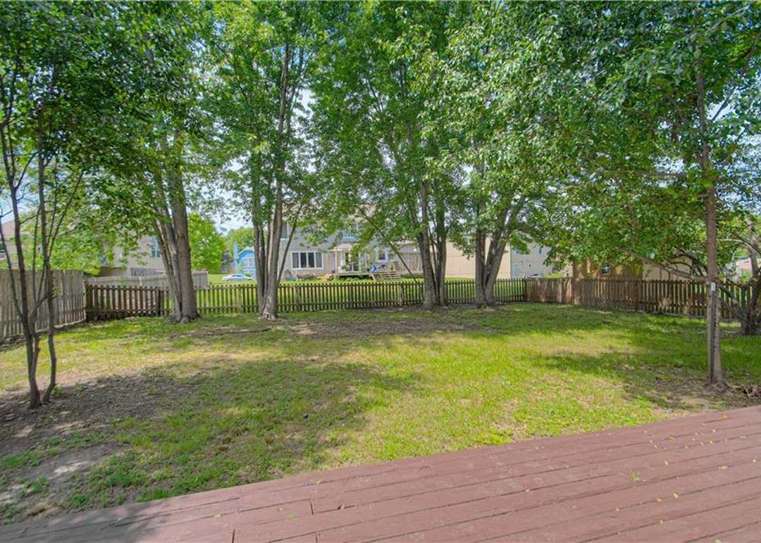 808 Silver Lake Circle — photo 36