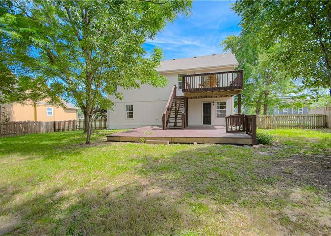 808 Silver Lake Circle — photo 37
