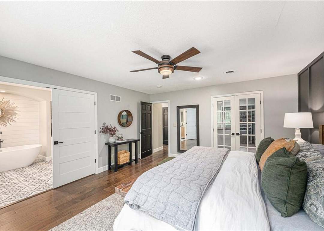 17607 Riverbend Road — photo 23
