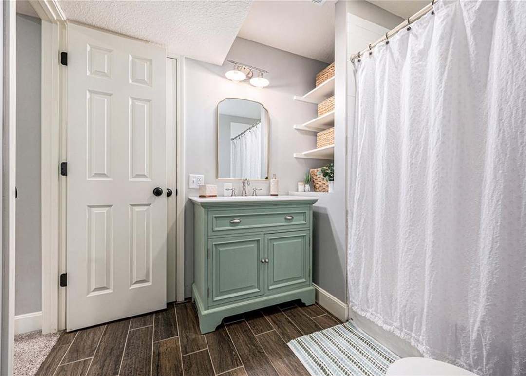 17607 Riverbend Road — photo 36