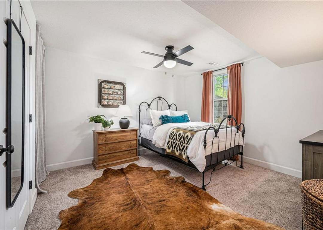 17607 Riverbend Road — photo 37