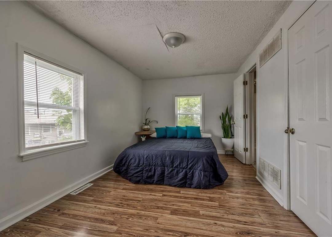 3207 Kensington Avenue — photo 15