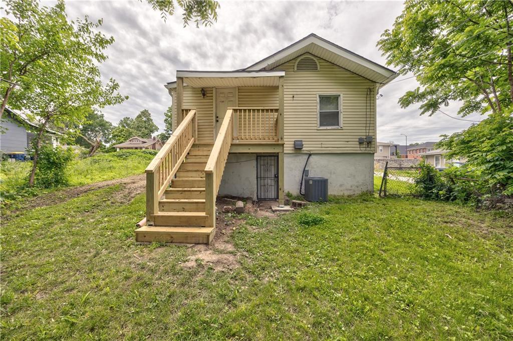 3207 Kensington Avenue — photo 18