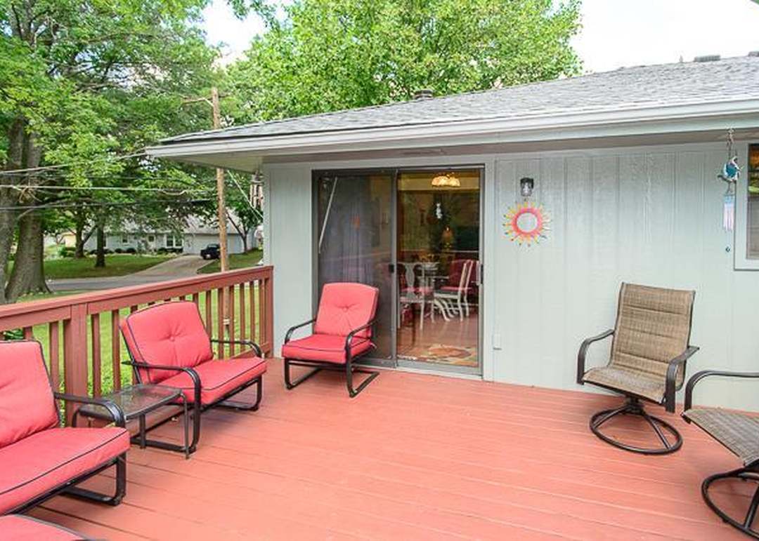 9907 W 89th Street — photo 21