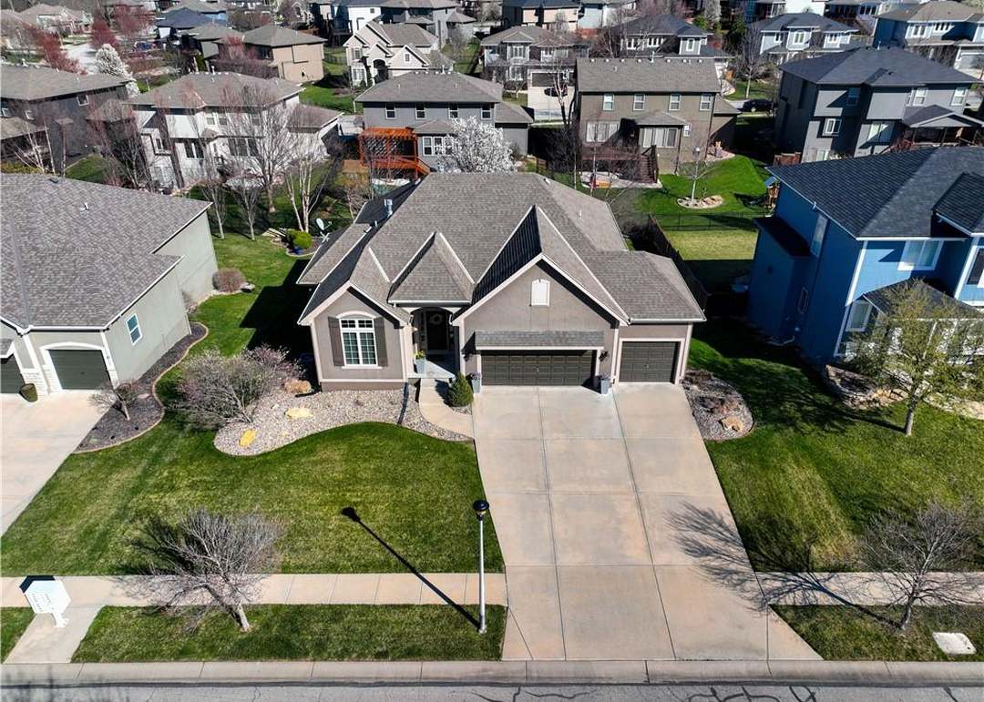 17141 S Bradley Drive — photo 29