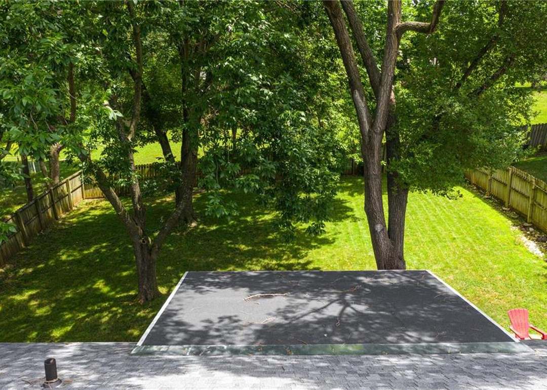 8007 PARK Street — photo 10