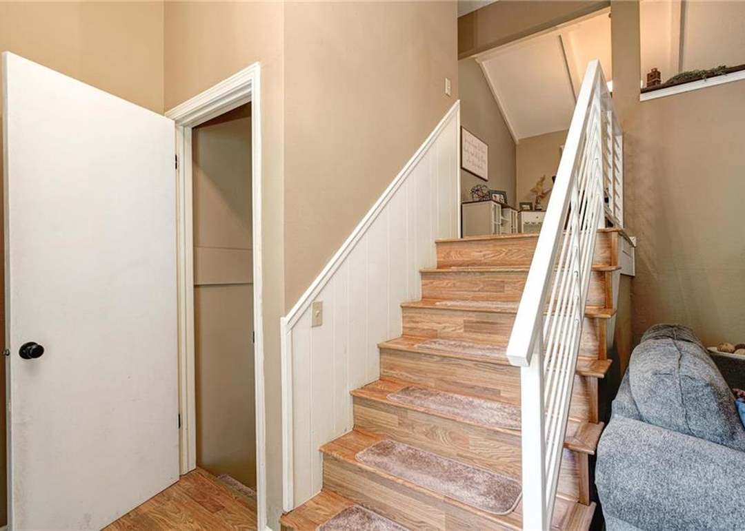 8007 PARK Street — photo 13