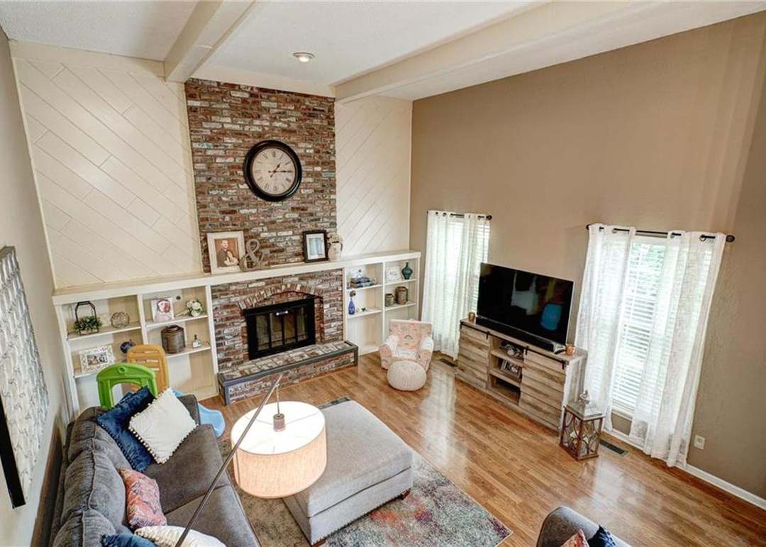 8007 PARK Street — photo 14