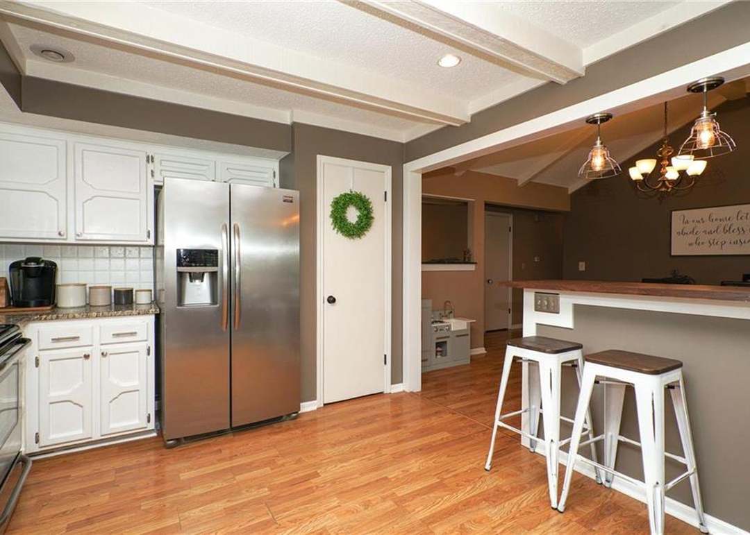 8007 PARK Street — photo 20