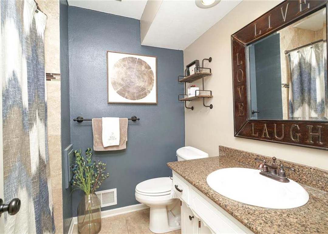 8007 PARK Street — photo 23