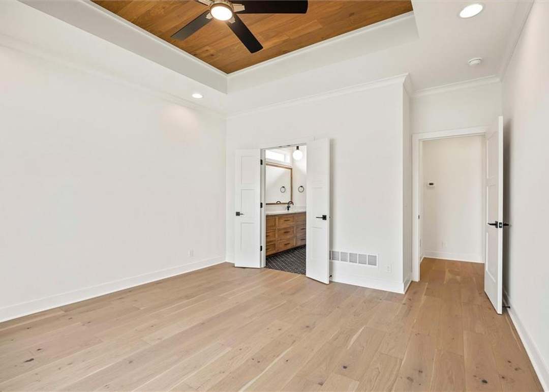 1319 Granton Lane — photo 4