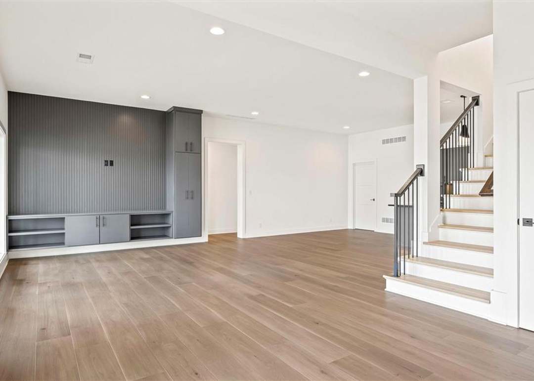 1319 Granton Lane — photo 32