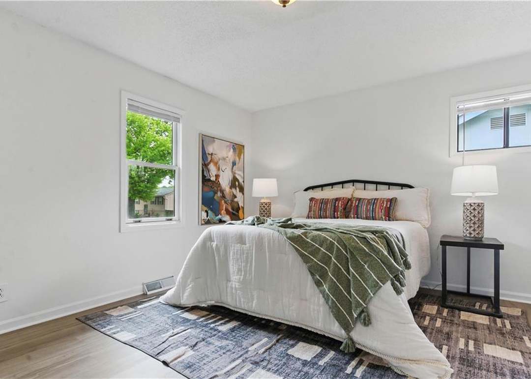 2104 E Taylor Drive — photo 19