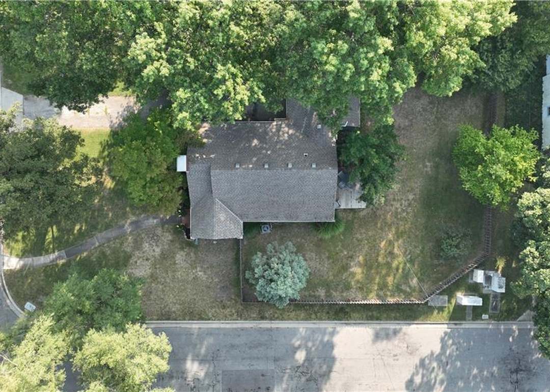 5319 SYCAMORE Drive — photo 22