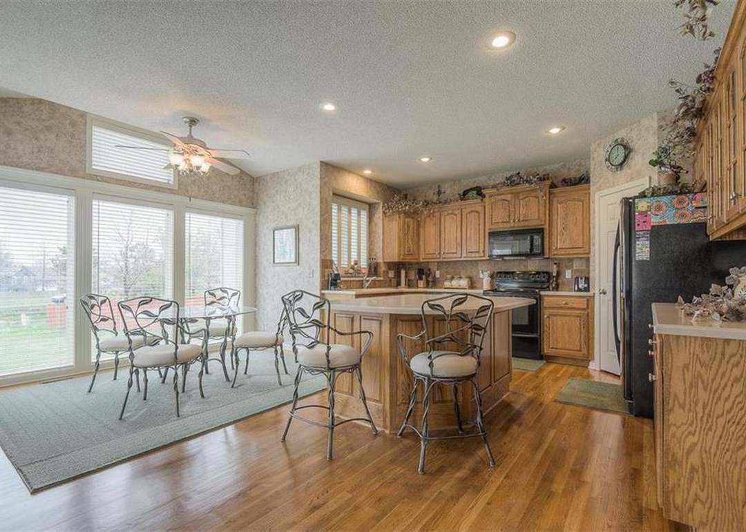 15570 S Bradley Drive — photo 9