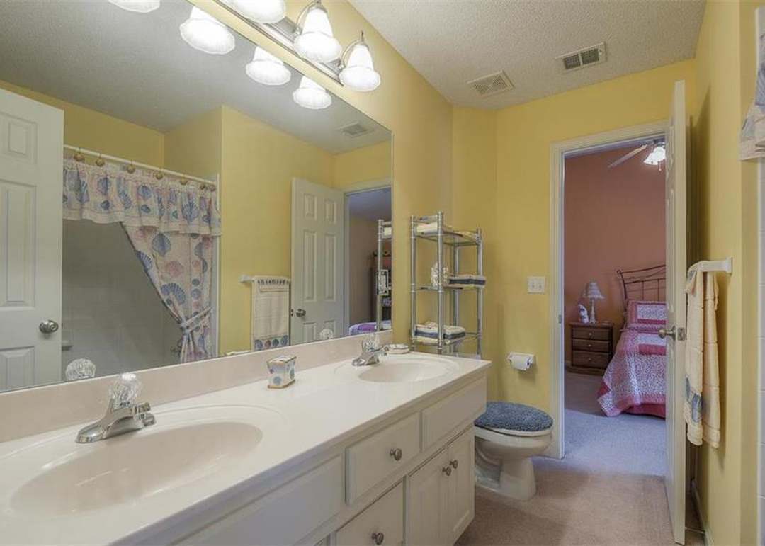 15570 S Bradley Drive — photo 21