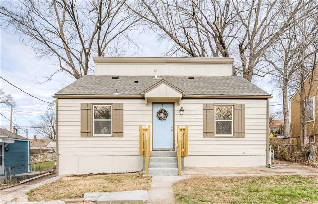 2904 Waverly Avenue — photo 1