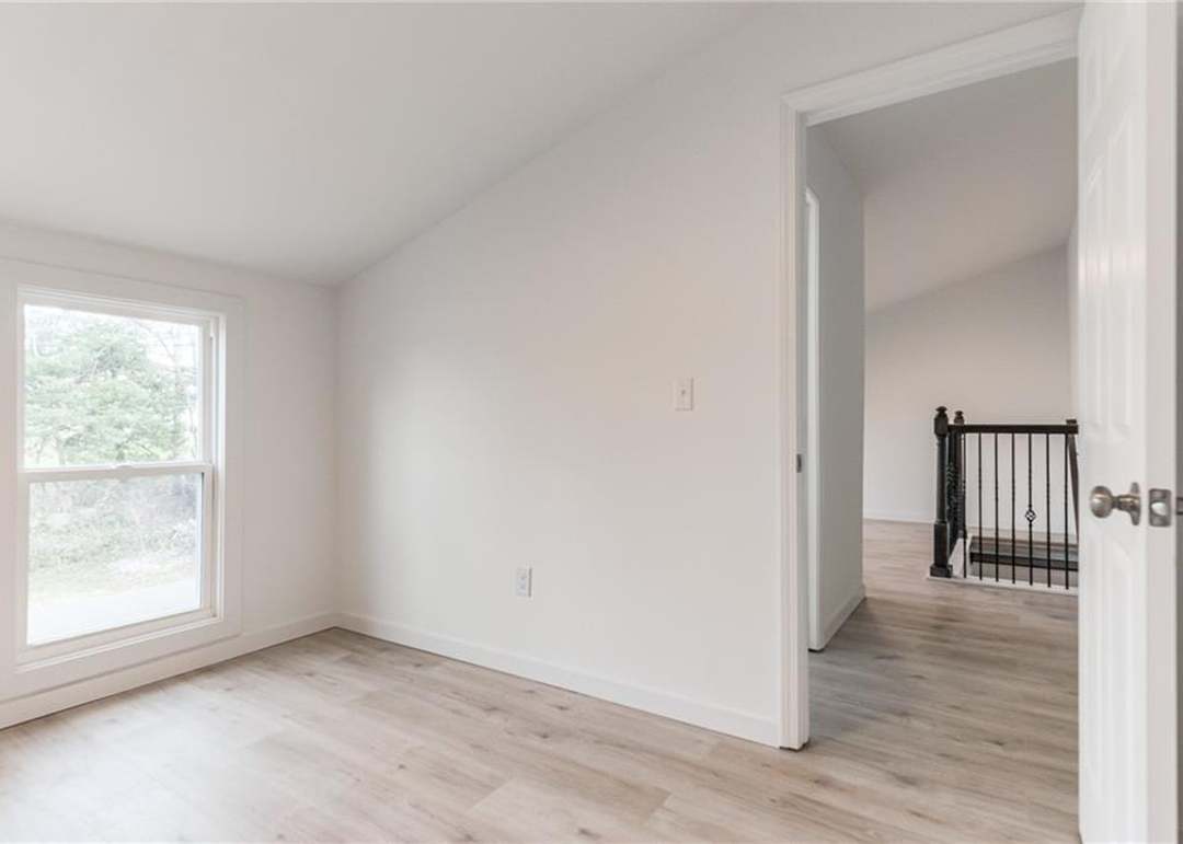 2904 Waverly Avenue — photo 3