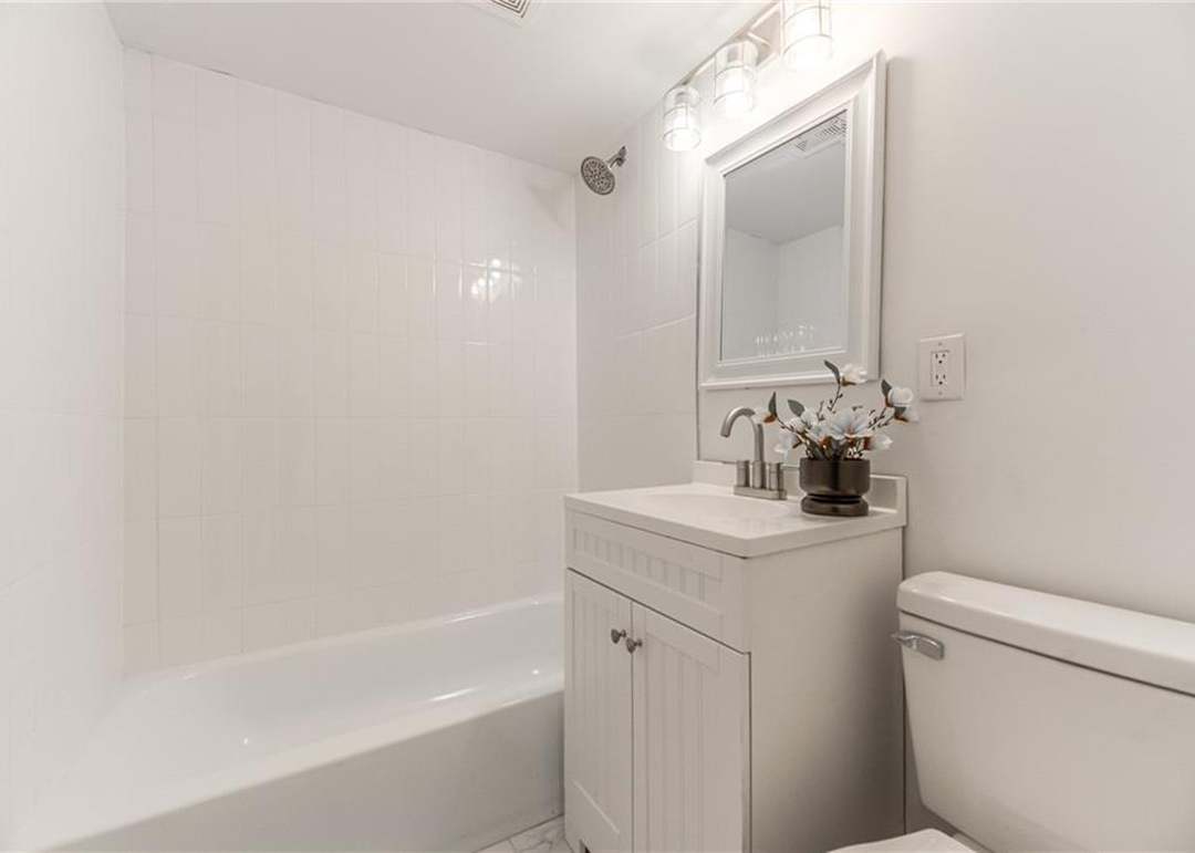 2904 Waverly Avenue — photo 5