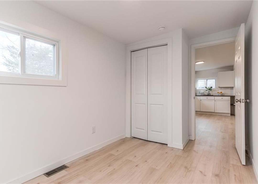2904 Waverly Avenue — photo 19
