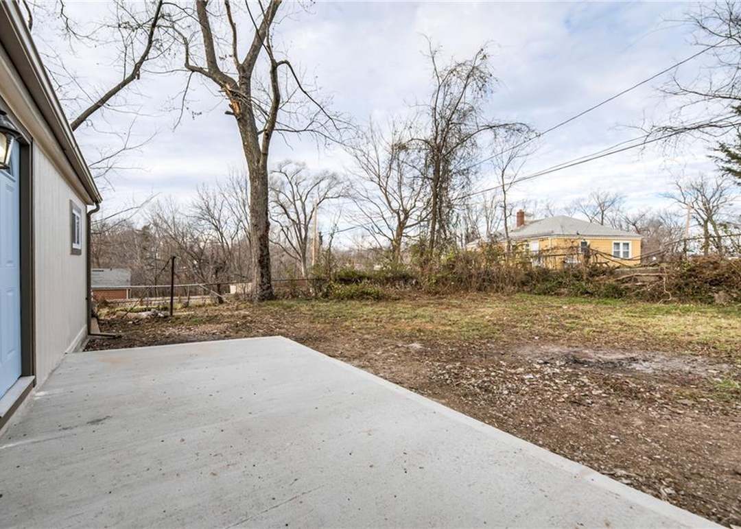 2904 Waverly Avenue — photo 26