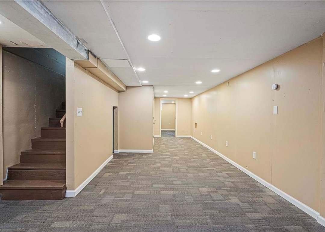 16204 Hight Avenue — photo 22