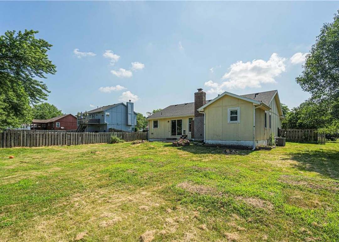 16204 Hight Avenue — photo 27