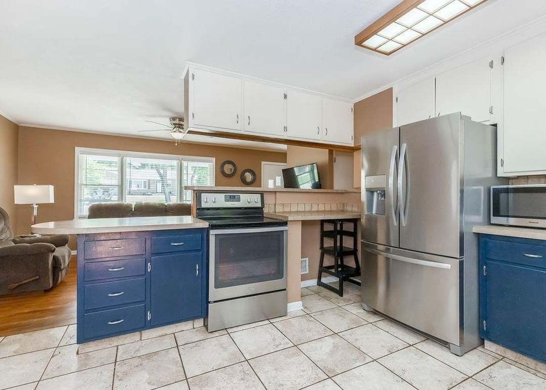 6510 Melrose Lane — photo 5