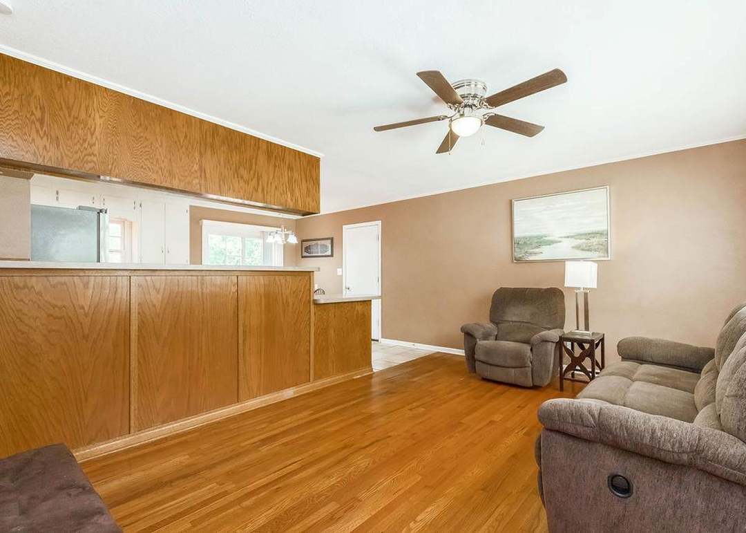 6510 Melrose Lane — photo 14