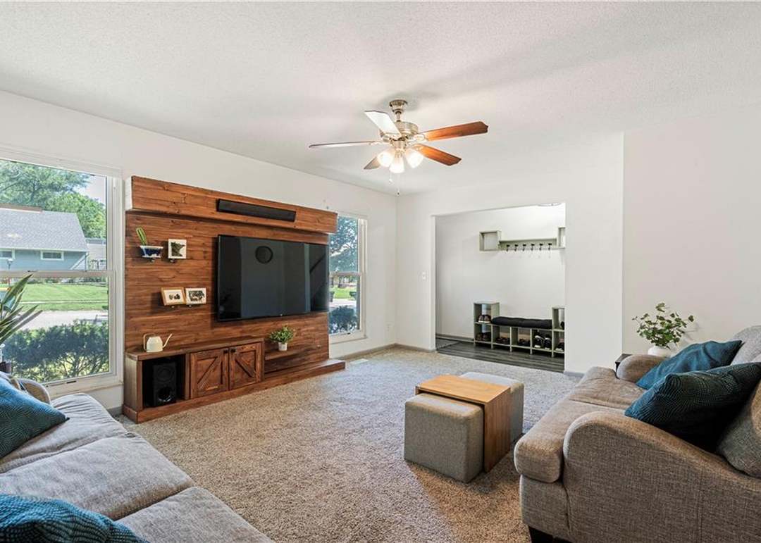 9935 W 60th Terrace — photo 9