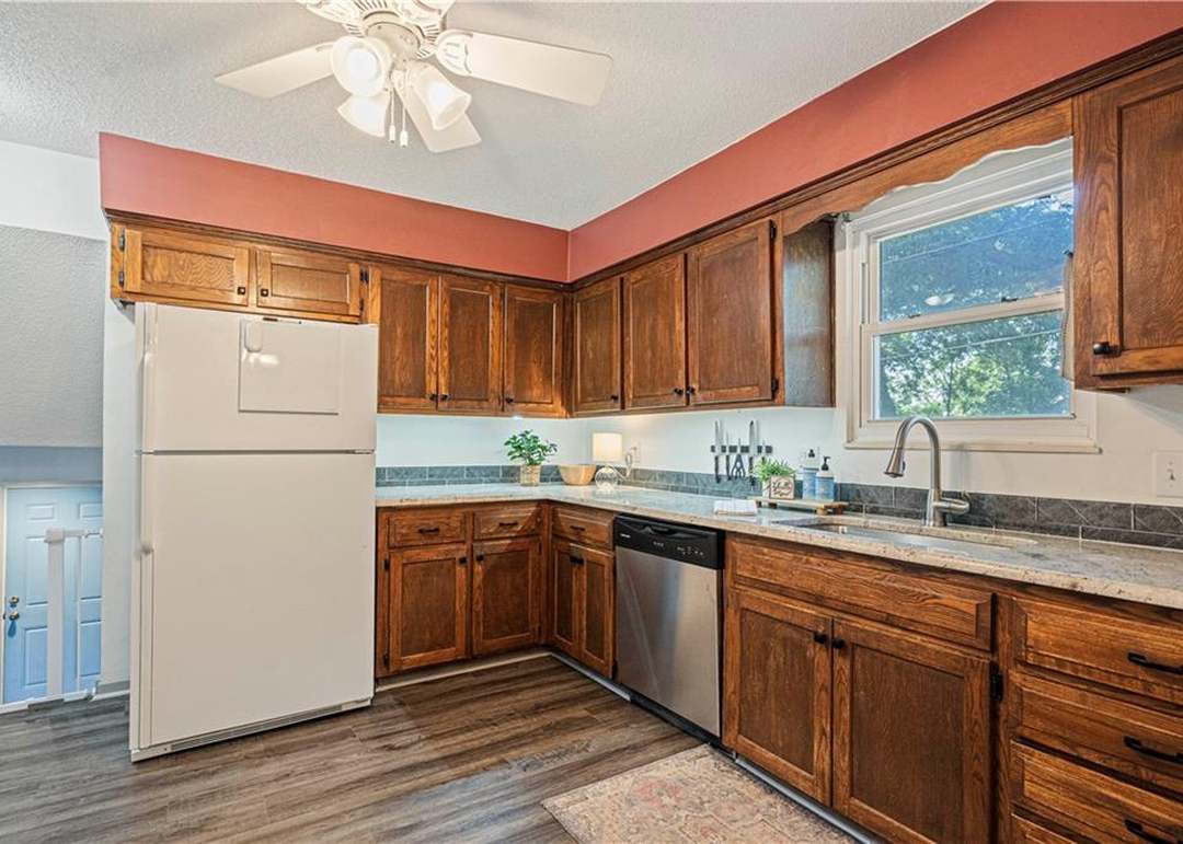 9935 W 60th Terrace — photo 13
