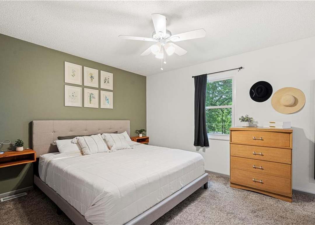 9935 W 60th Terrace — photo 14