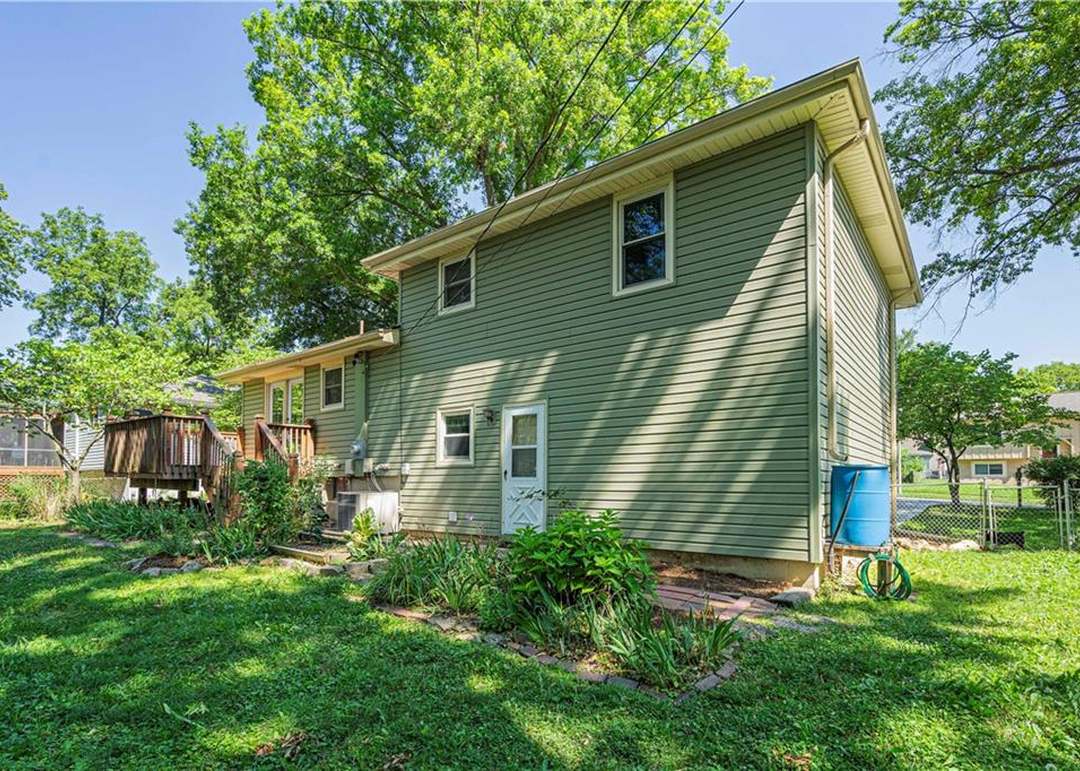 9935 W 60th Terrace — photo 28