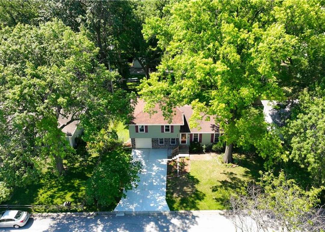 9935 W 60th Terrace — photo 32