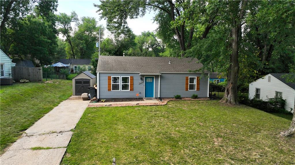 6021 Corona Avenue — photo 22