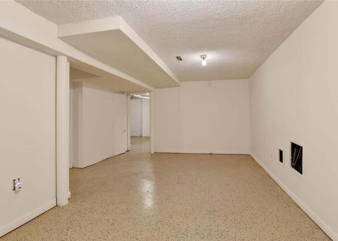4011 N Bellefontaine Avenue — photo 31