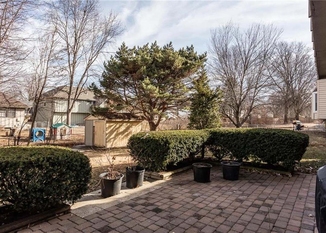 1964 E Sleepy Hollow Drive — photo 16