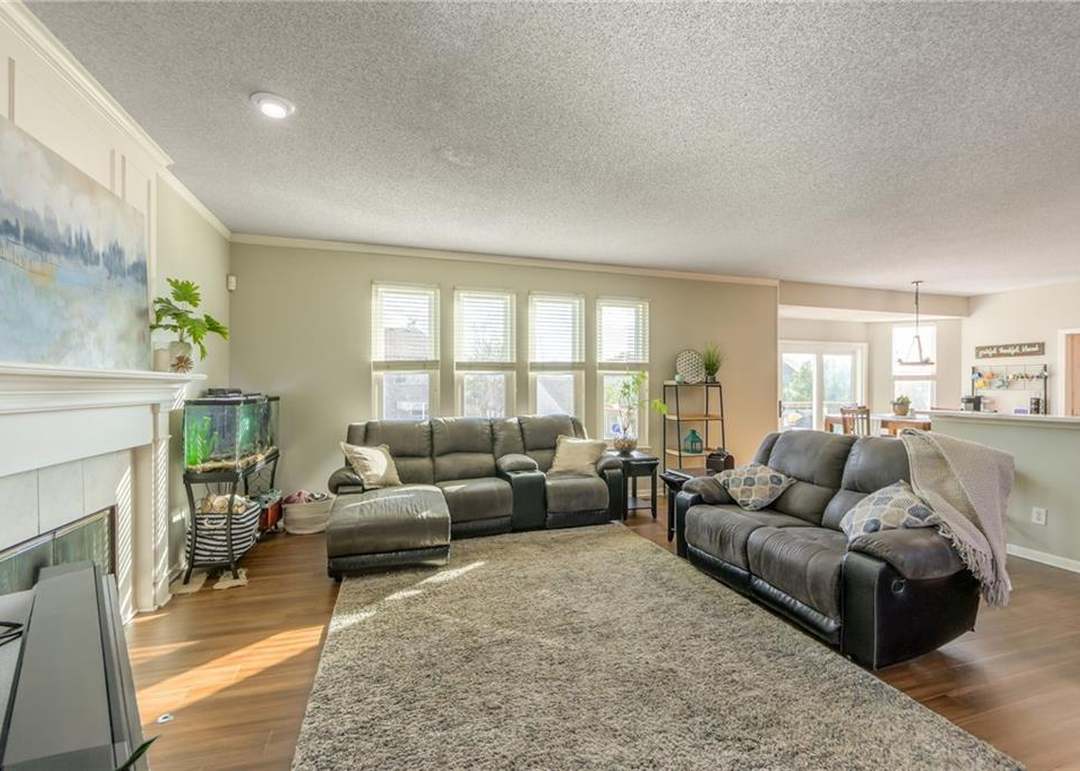 9304 N KENWOOD Avenue — photo 18