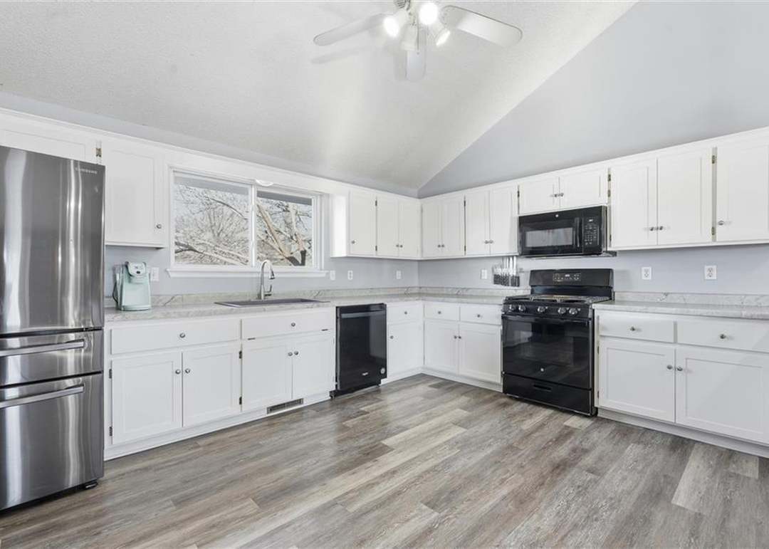 709 Feldspar Street — photo 12