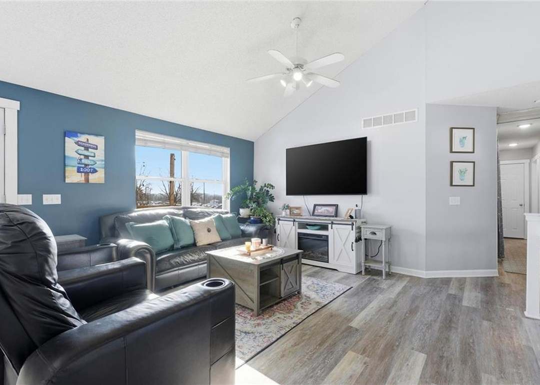 709 Feldspar Street — photo 14