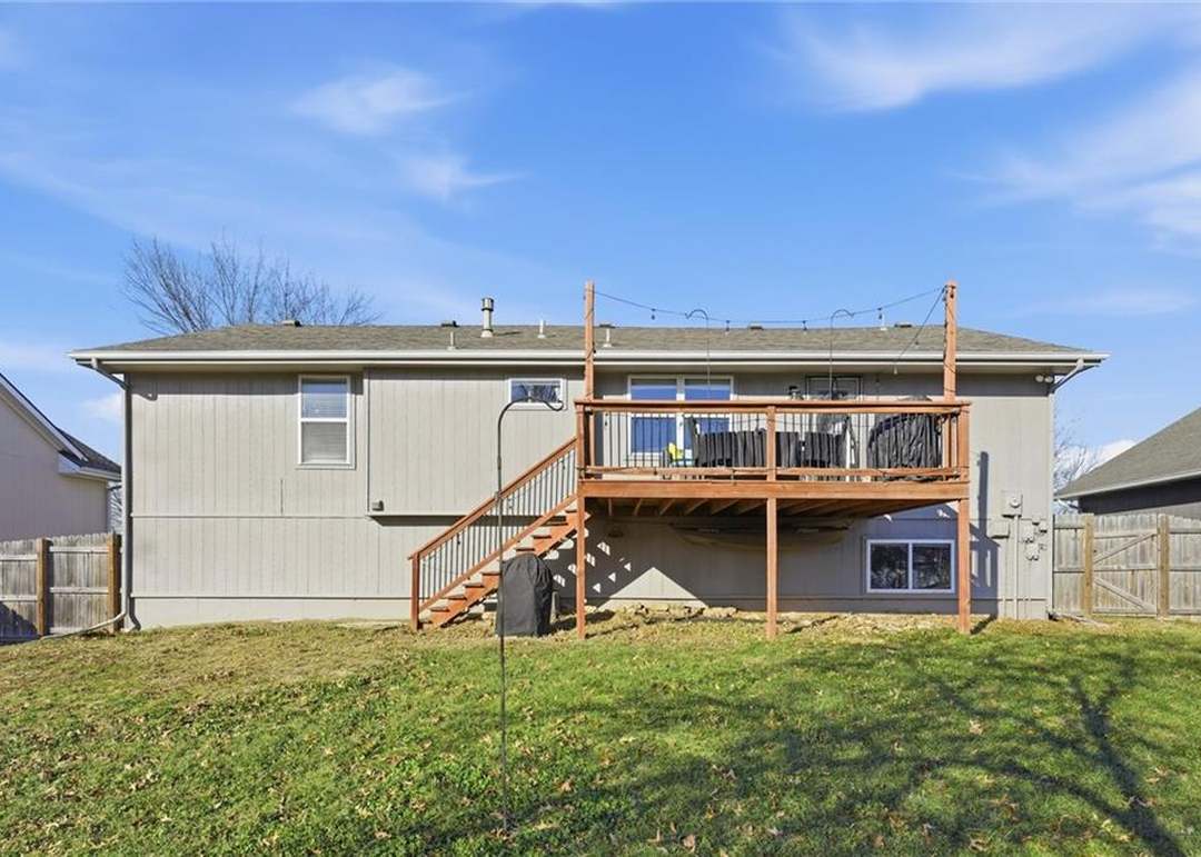 709 Feldspar Street — photo 31