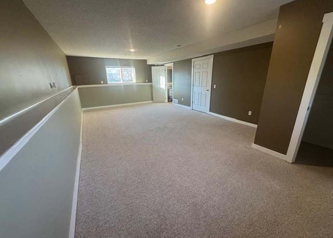 709 Feldspar Street — photo 35