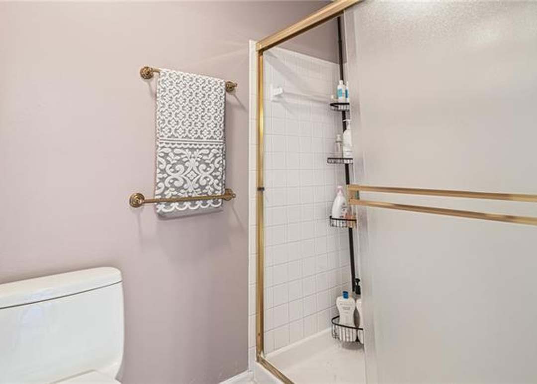 7912 W 140th Street — photo 41
