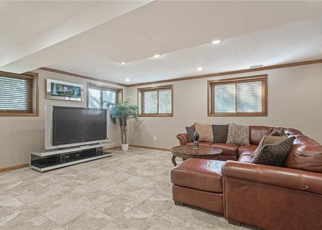 7912 W 140th Street — photo 47