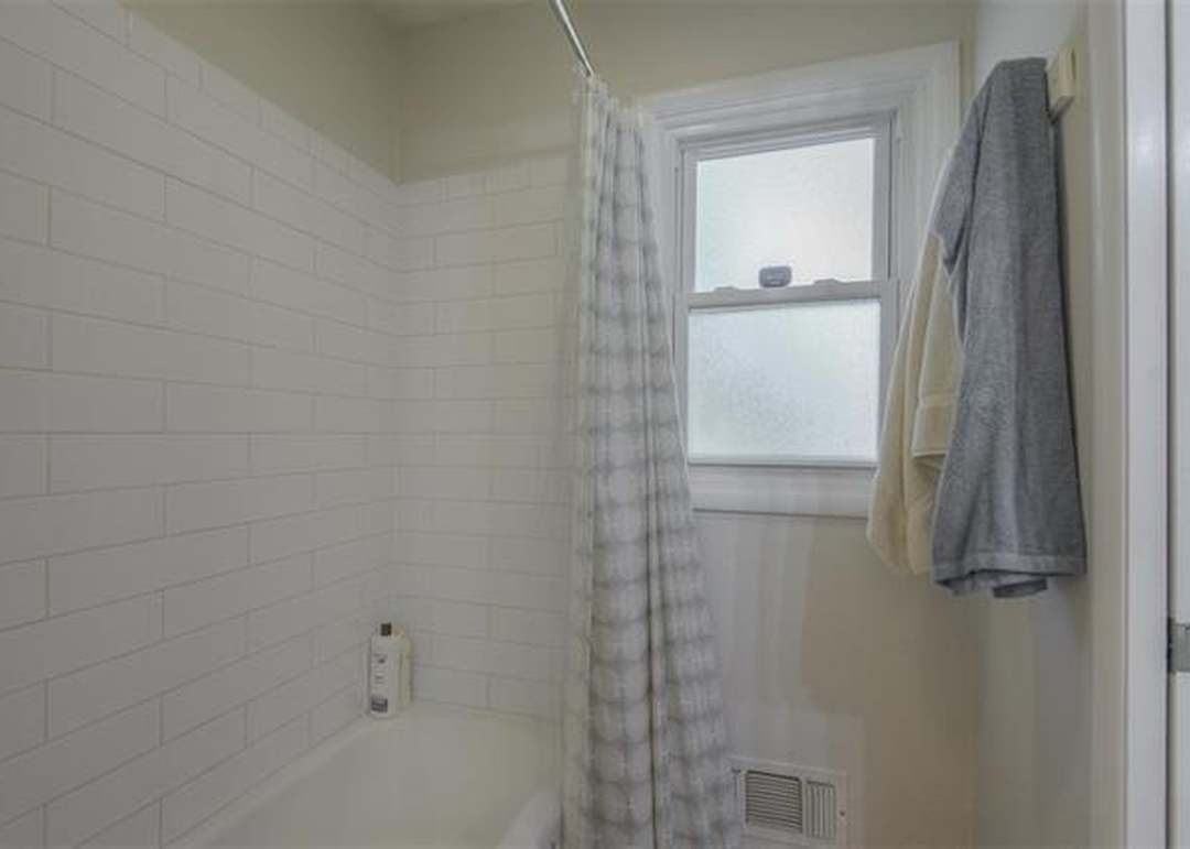 4020 W 63RD Street — photo 7