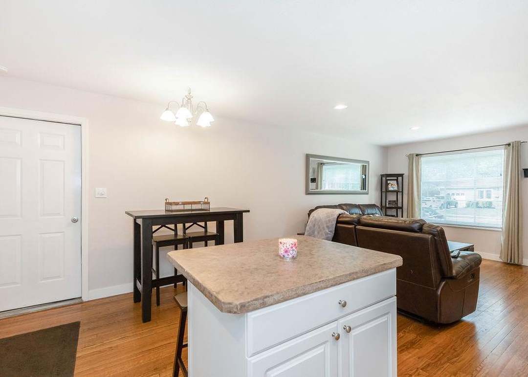 9213 W 99th Terrace — photo 16