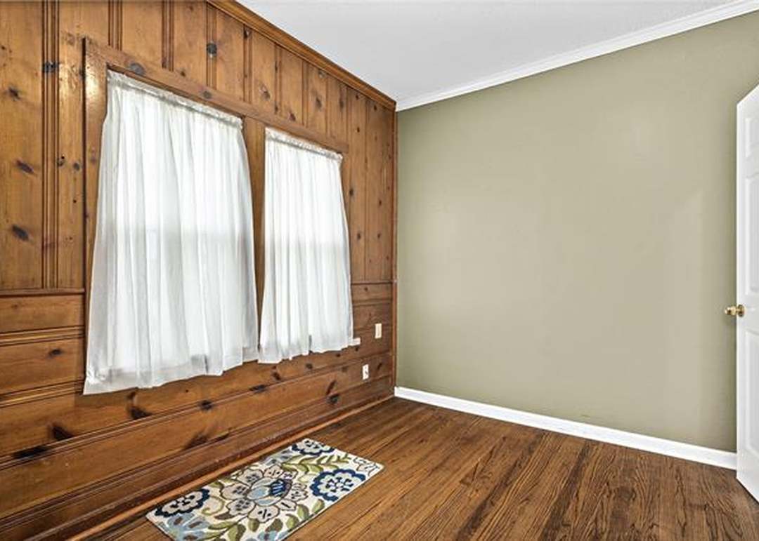 312 E Nichols Street — photo 19