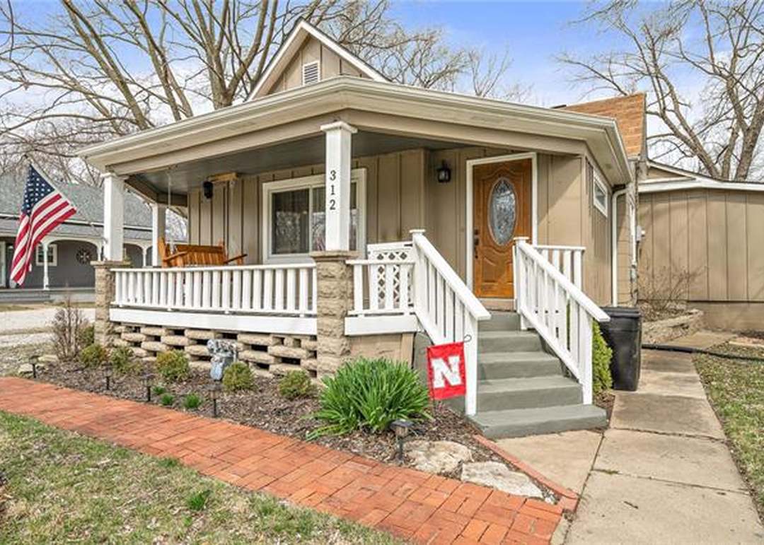 312 E Nichols Street — photo 41